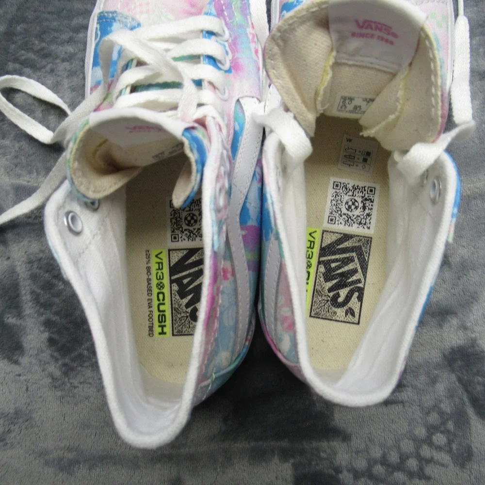 Vans eye catching